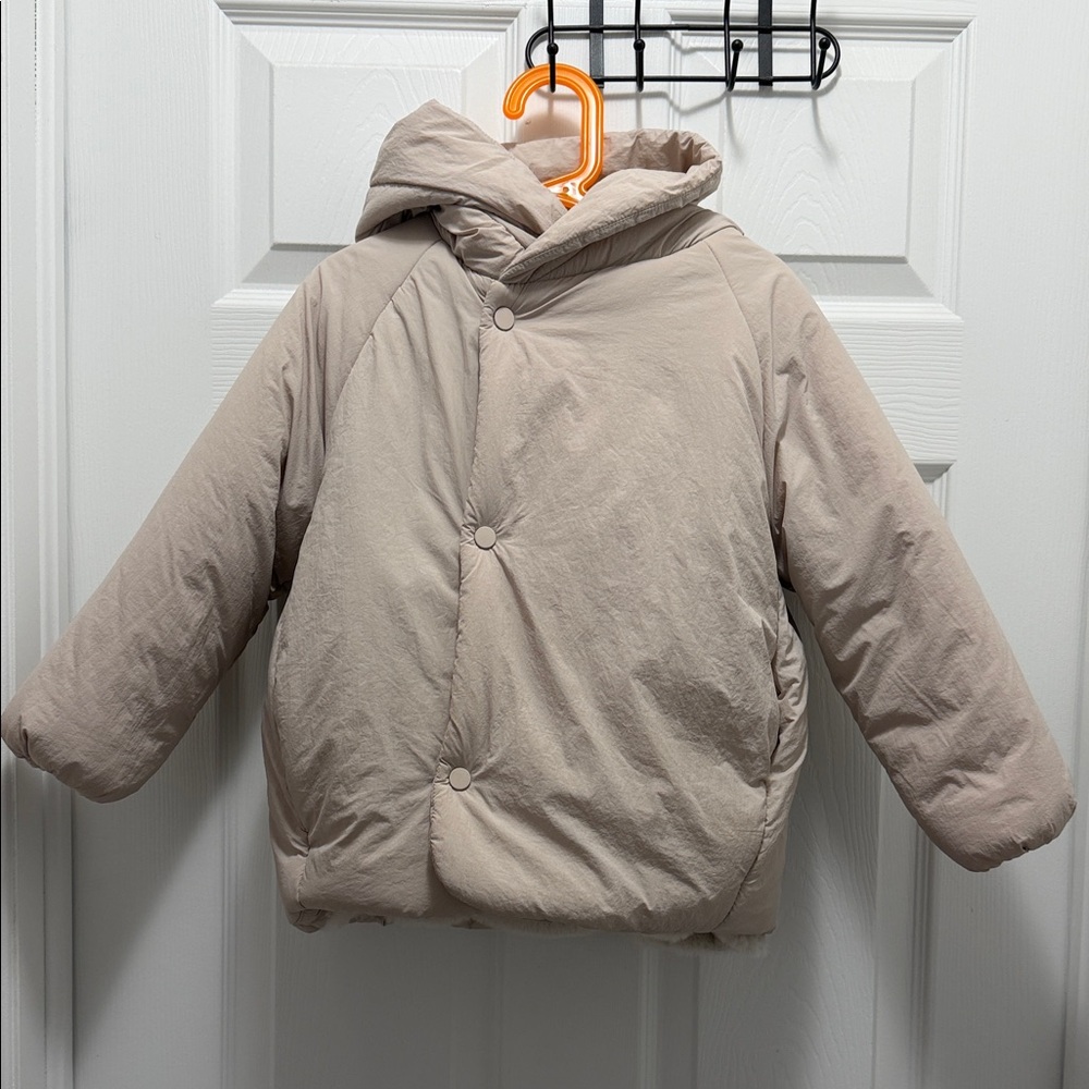 Zara Kids Hooded Puffer Jacket in Light Beige